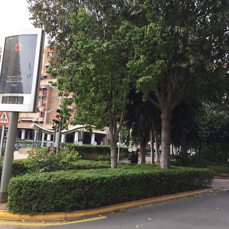 Apartamento Cosy Flat With Excellent Location In Valencia! Exterior foto