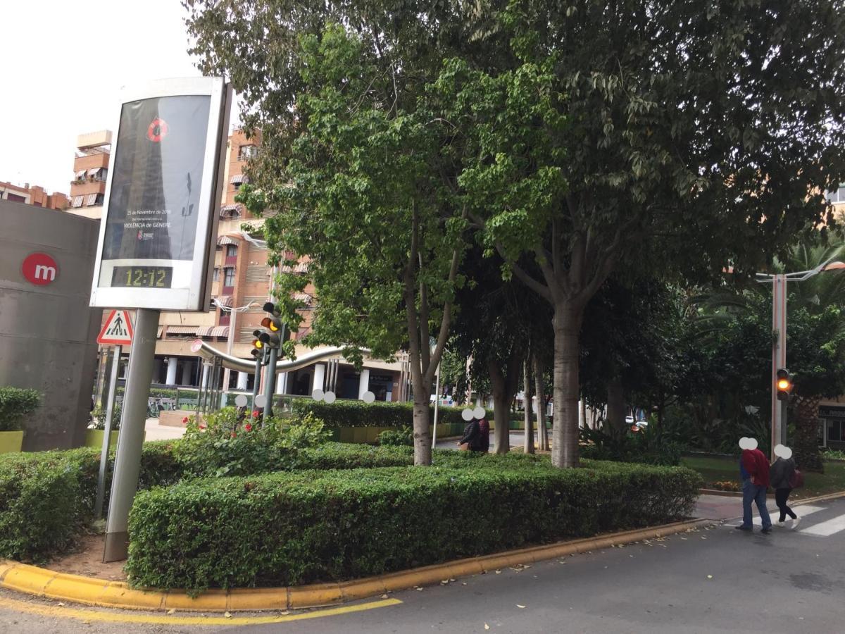 Apartamento Cosy Flat With Excellent Location In Valencia! Exterior foto